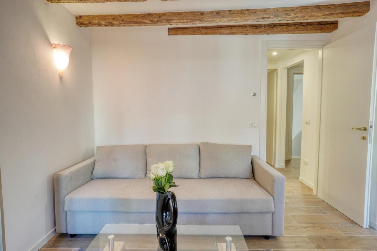 Ecco Suites Apartments Venedig Exteriör bild