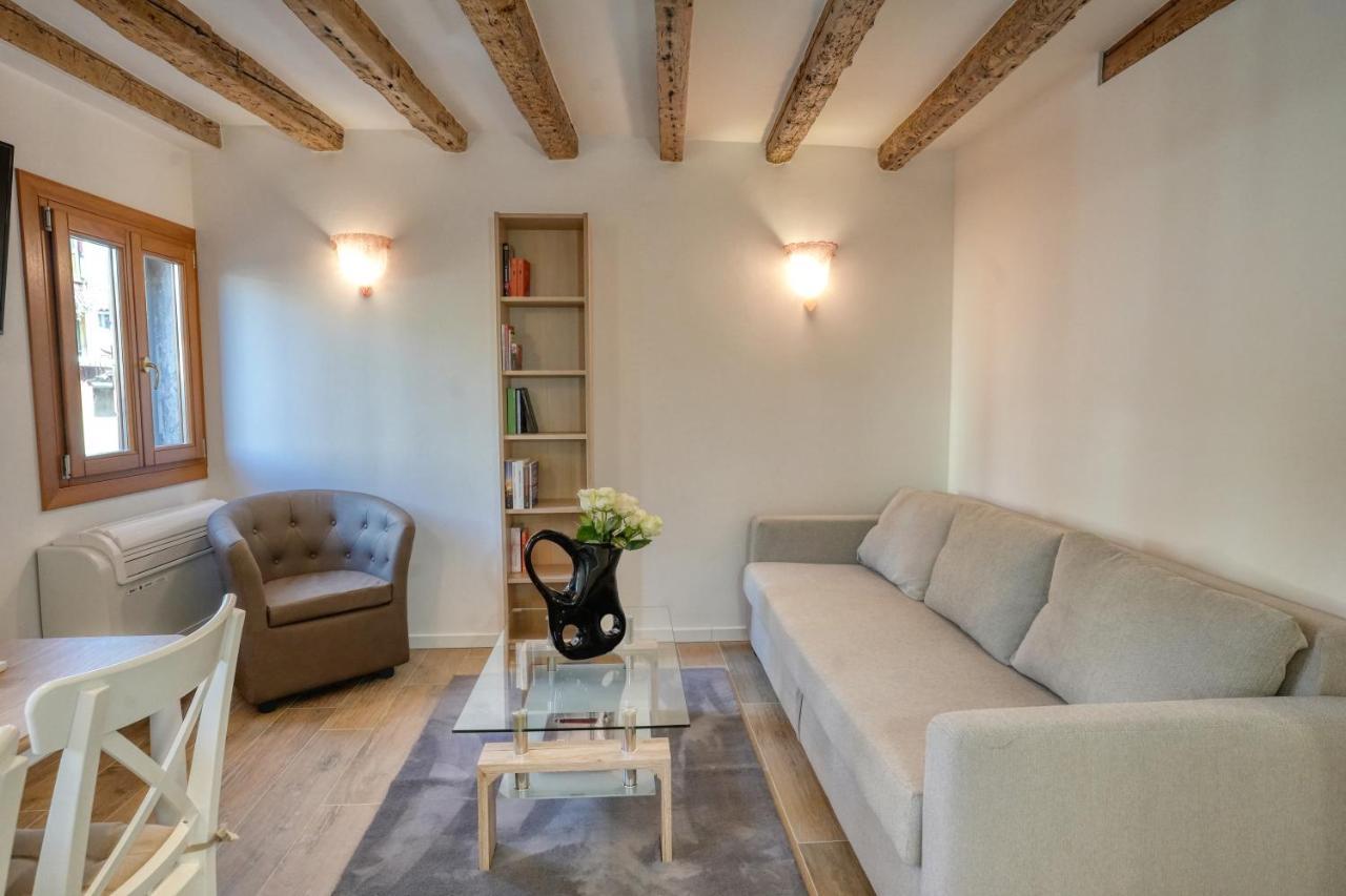 Ecco Suites Apartments Venedig Exteriör bild