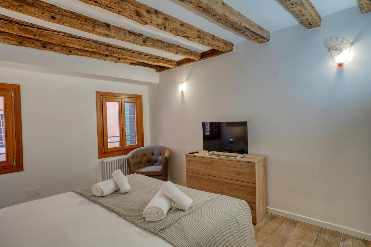 Ecco Suites Apartments Venedig Exteriör bild